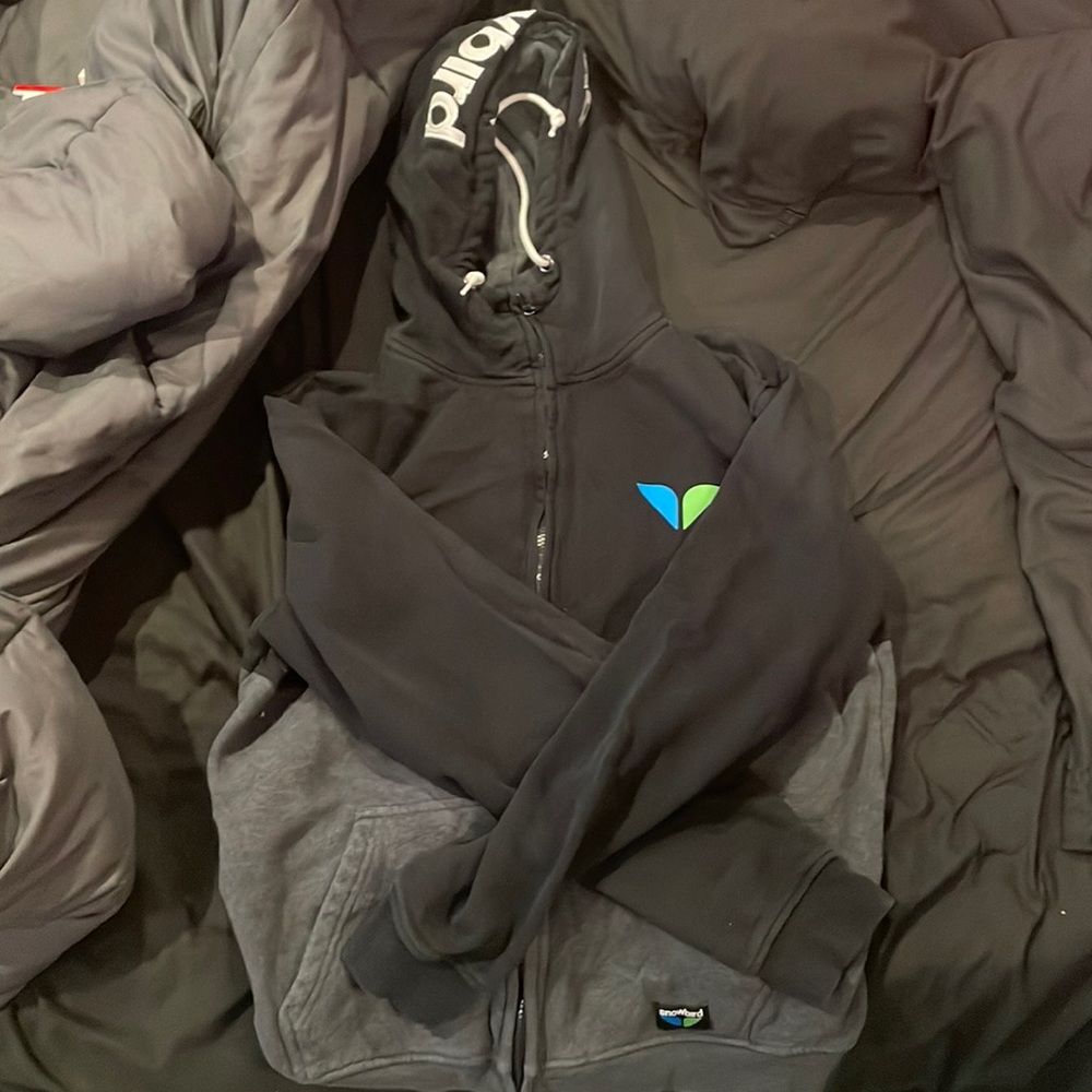 Extra large (XL) sweatshirt. Gray, black, blue, green. Zip up.